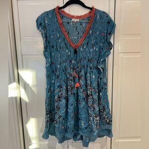 EUC Poupette St. Barth Sasha Mini Dress with Butterflies and Hummingbirds